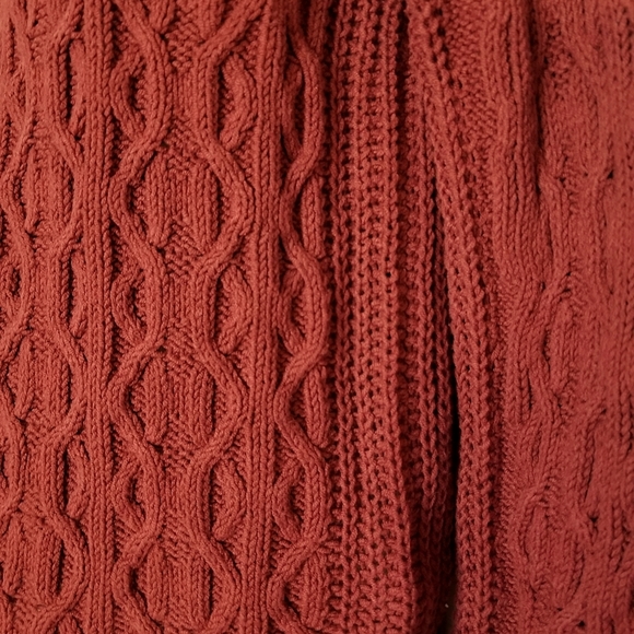 MK Cable Knit Sweater - Picture 3 of 5